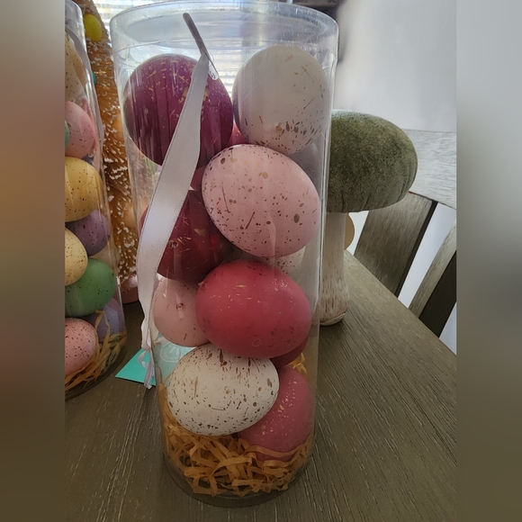 Martha Stewart Speckled Eggs - Picture 3 of 5